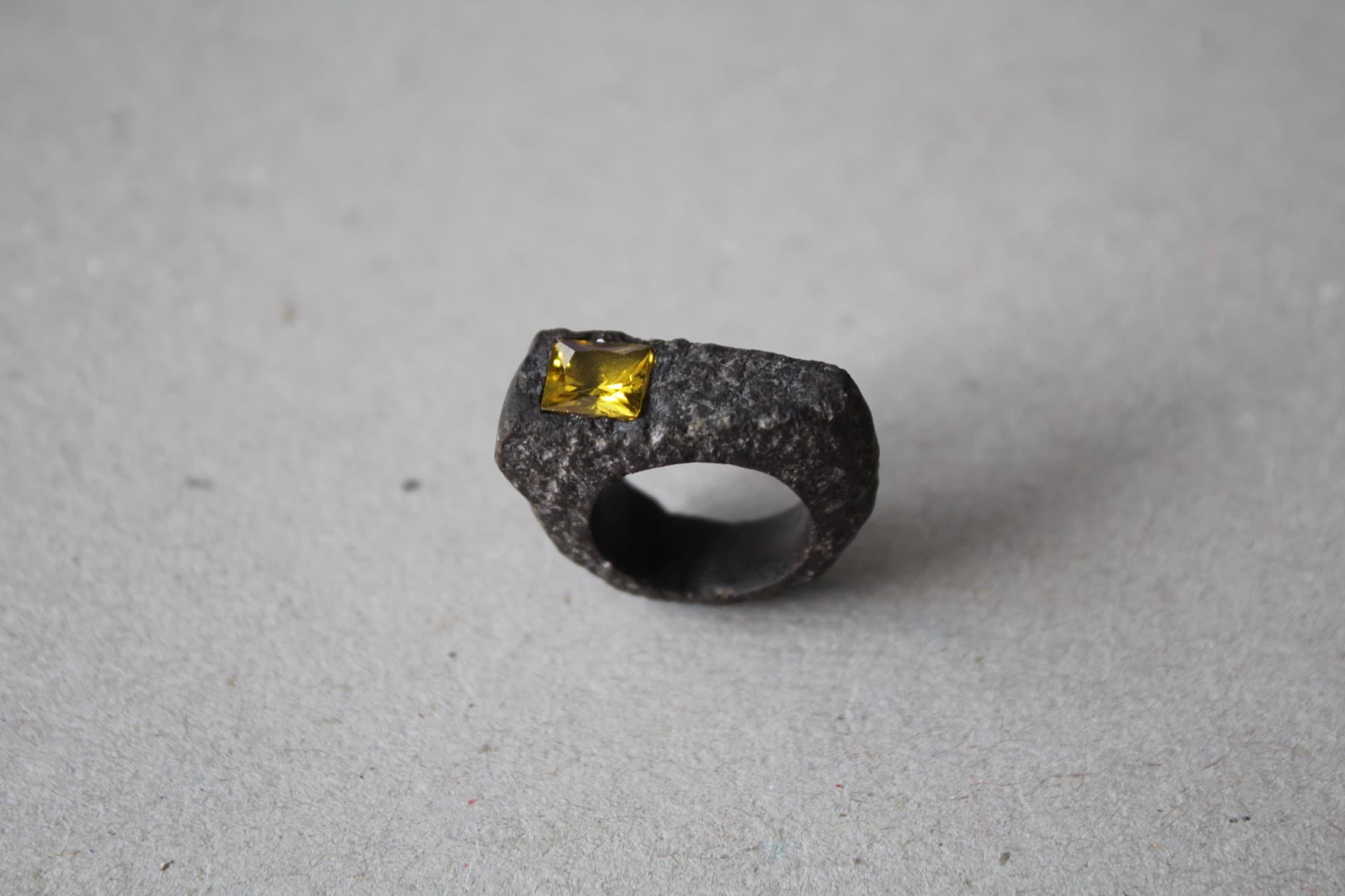 Zafiro Stone